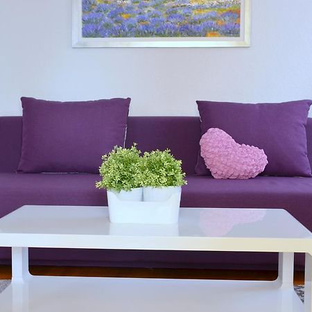 Iris Beach Apartments Kaštela Esterno foto
