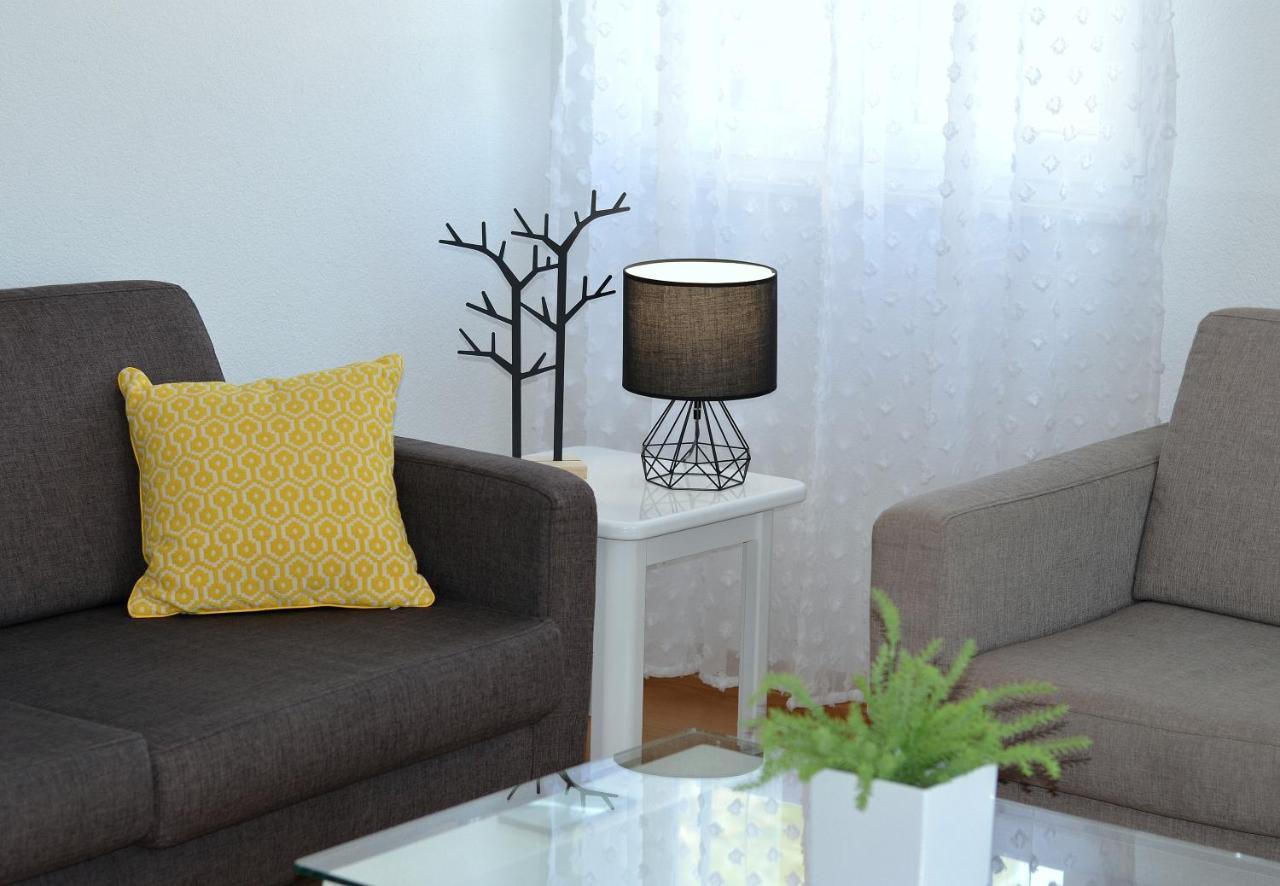 Iris Beach Apartments Kaštela Esterno foto