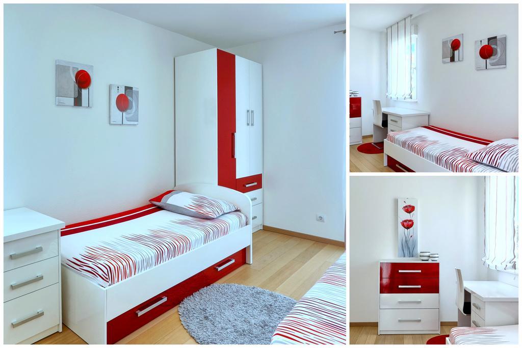 Iris Beach Apartments Kaštela Esterno foto
